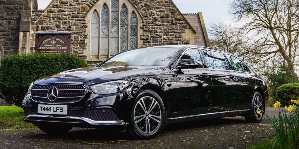 Logans funeral service travel car